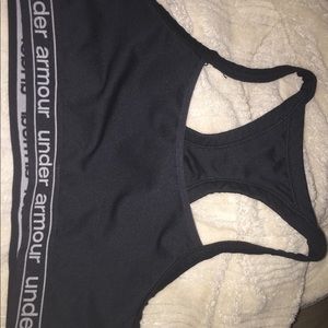 UA med sports bra